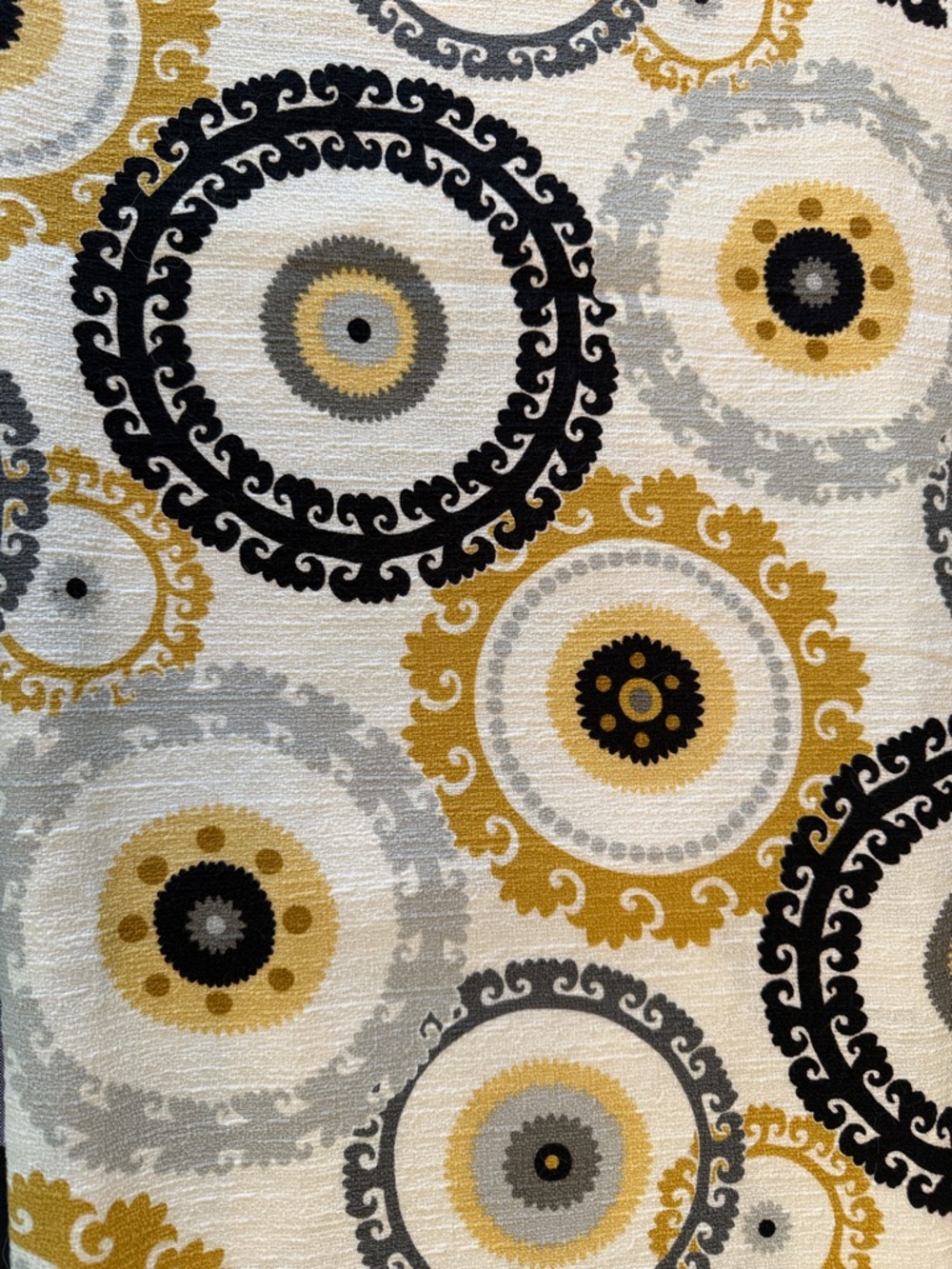 Sunburst Medallion Area Rug - Black & Gold